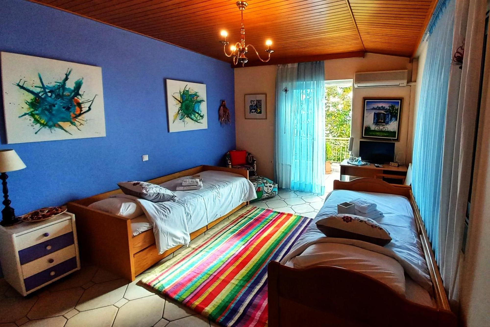 Villa "Eva" - Entire Beachfront Holiday Home - 4S Agia Marina  Ngoại thất bức ảnh