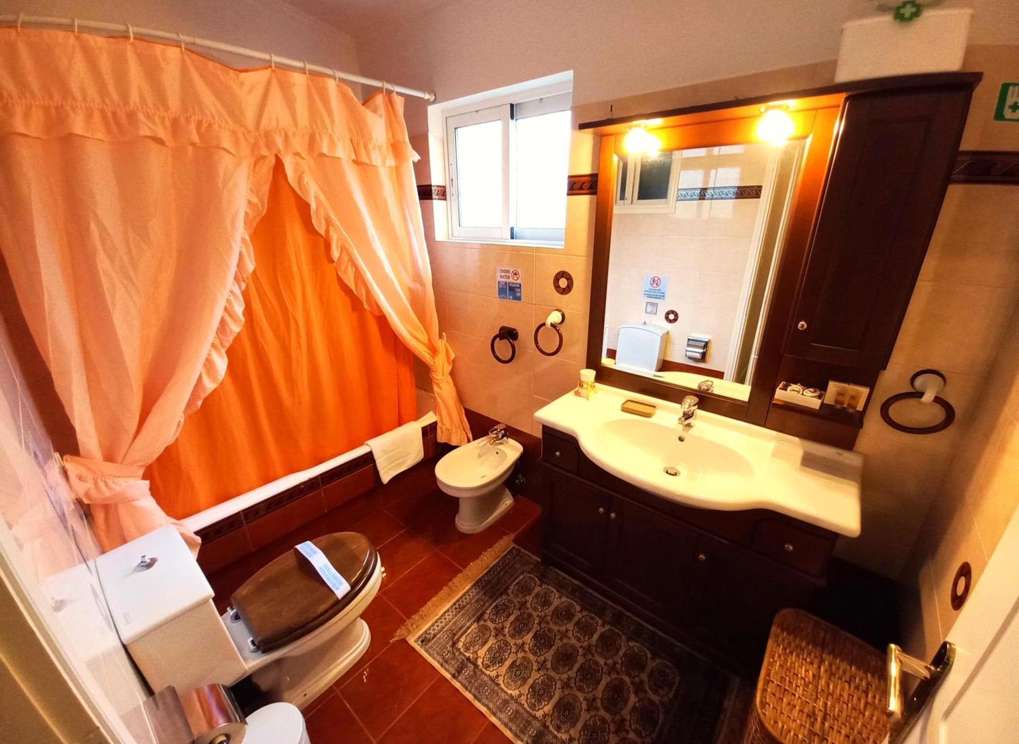 Villa "Eva" - Entire Beachfront Holiday Home - 4S Agia Marina  Ngoại thất bức ảnh