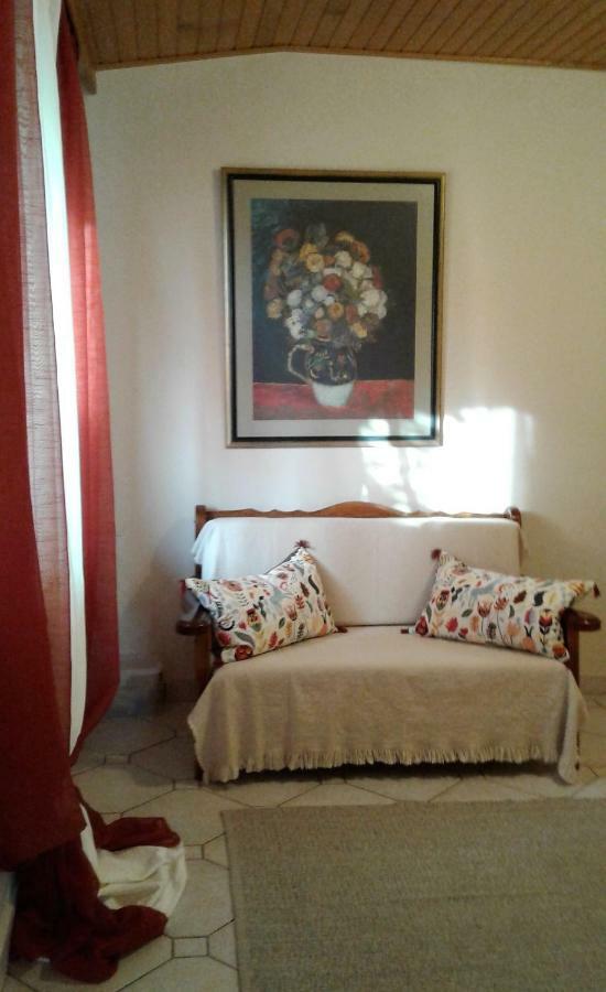Villa "Eva" - Entire Beachfront Holiday Home - 4S Agia Marina  Ngoại thất bức ảnh